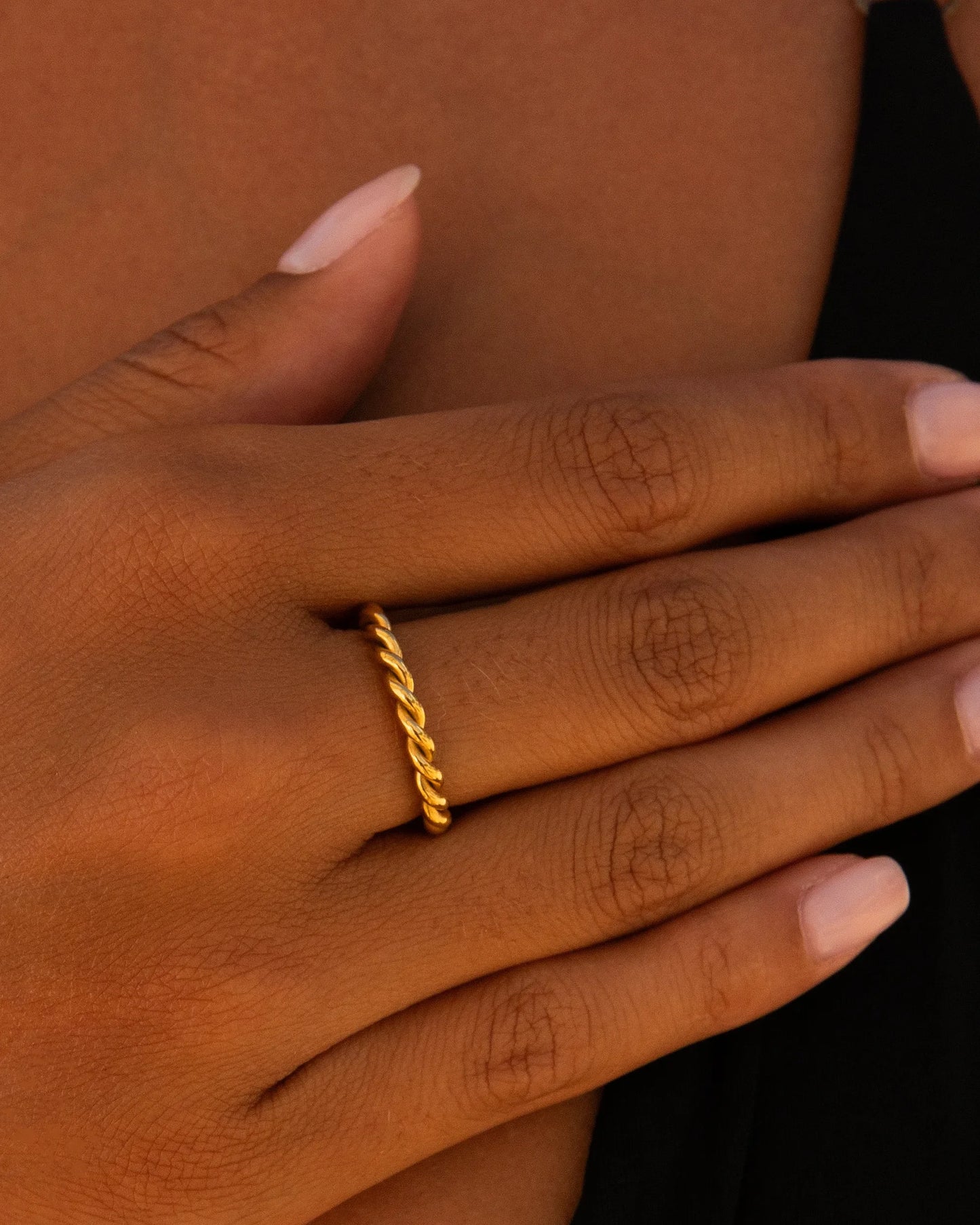 Eos Ring